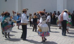 dancing-santiago-mantaro-valley-peru