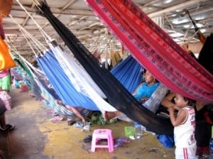 amazon river trip hammocks