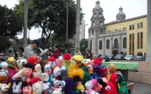 parque-kennedy-market-church