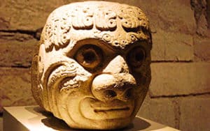 giant featured head