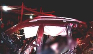 cruz del sur bus crashes into car