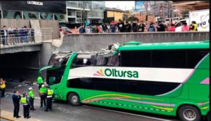oltursa bus crash san isidro