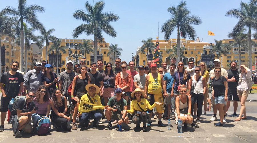 Free Lima Walking Tour group during the Historic Center of Lima Tour 